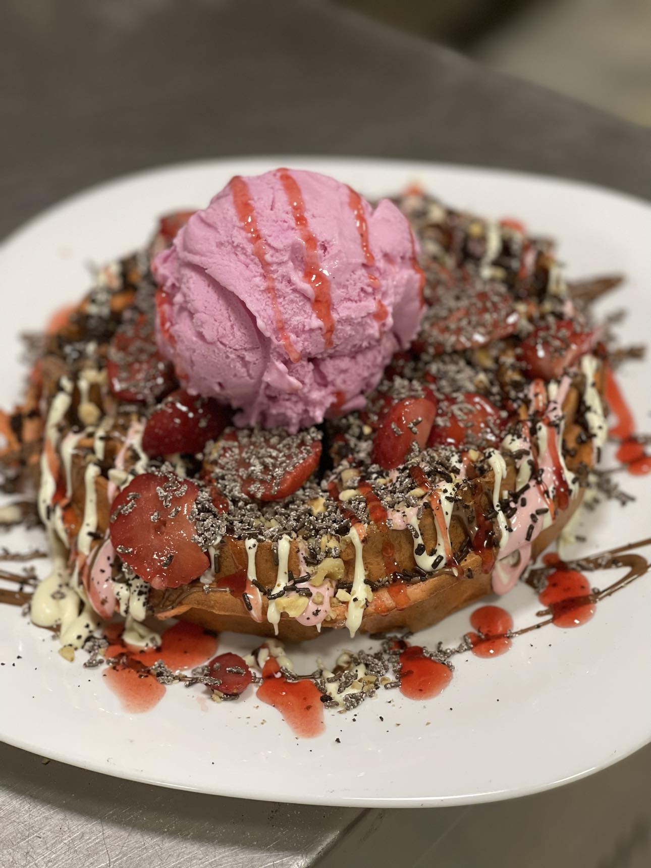 Budapest waffle red velvet .185